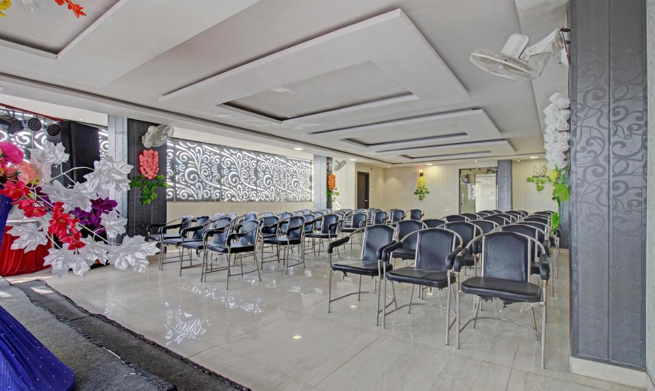Treebo Trend Wedding Bells Kanpur Kānpur Exterior photo
